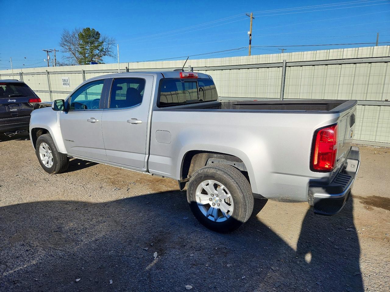2018 CHEVROLET COLORADO LT photo 2