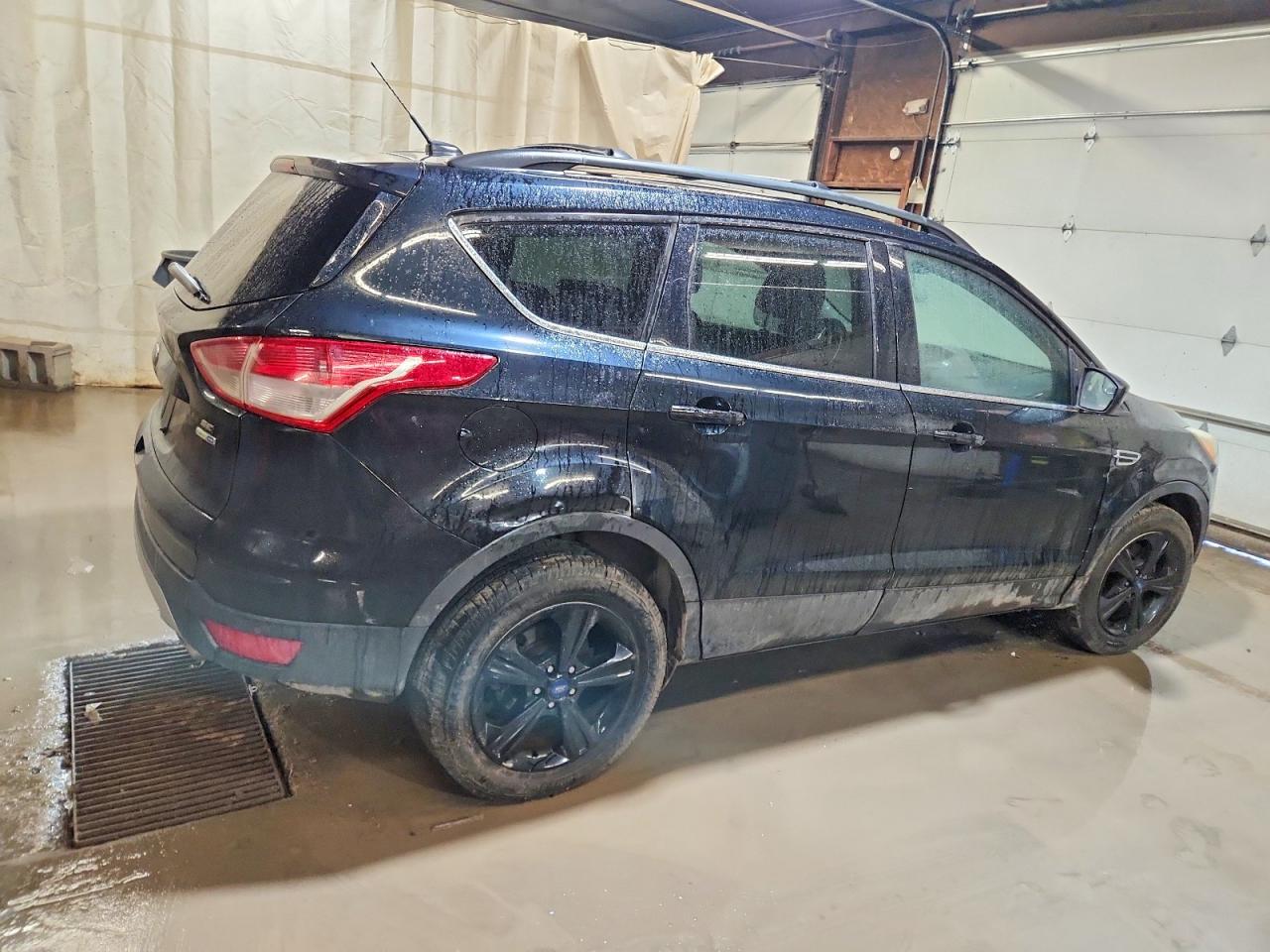 2016 FORD ESCAPE SE photo 3