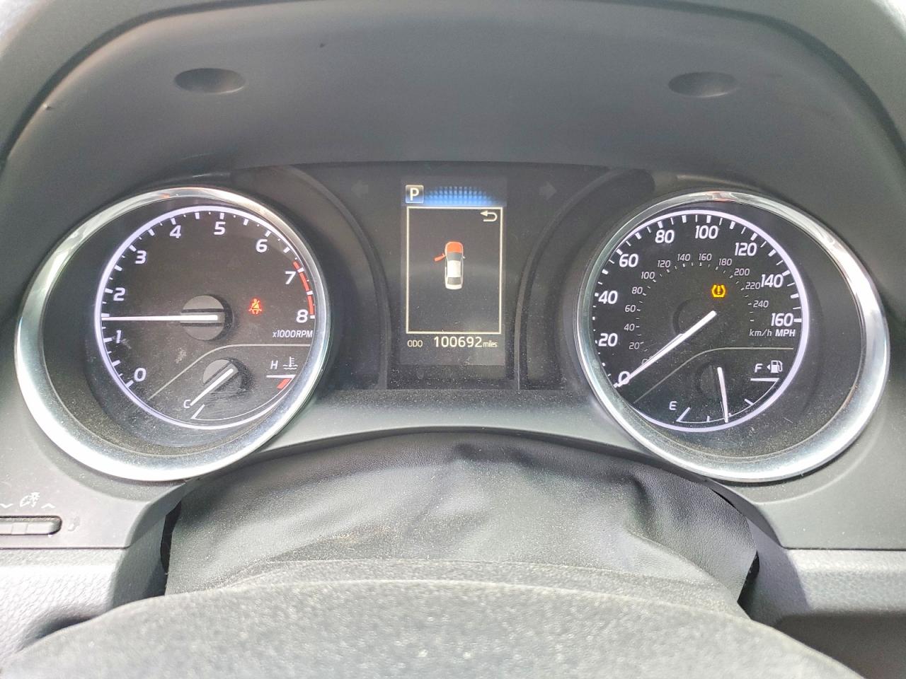2019 TOYOTA CAMRY L photo 9