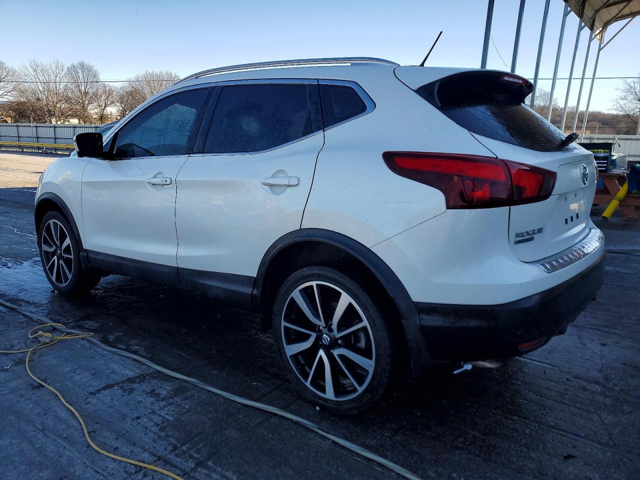 2019 NISSAN ROGUE SPORT S photo 2