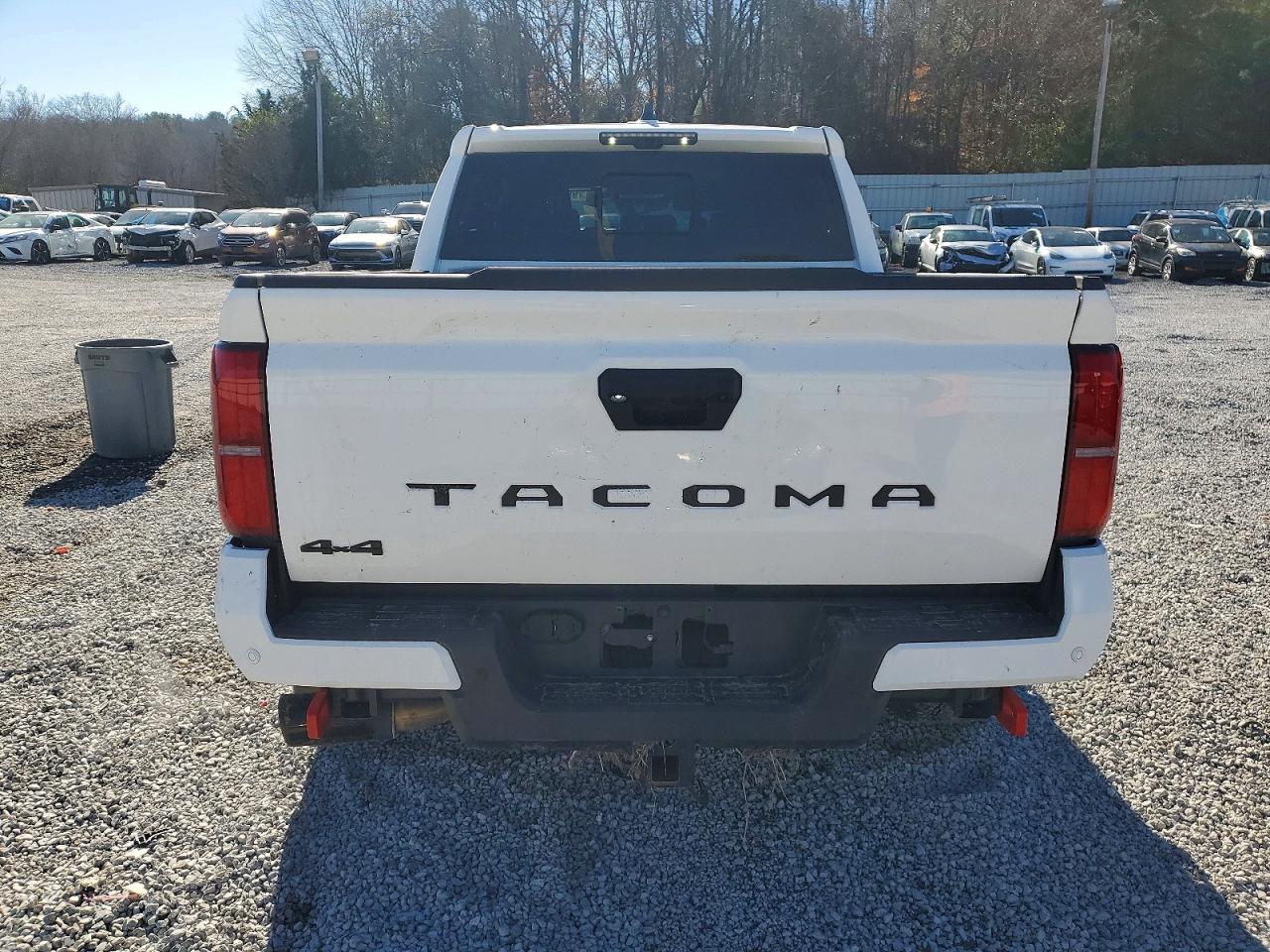 2024 TOYOTA TACOMA DOUBLE CAB photo 6