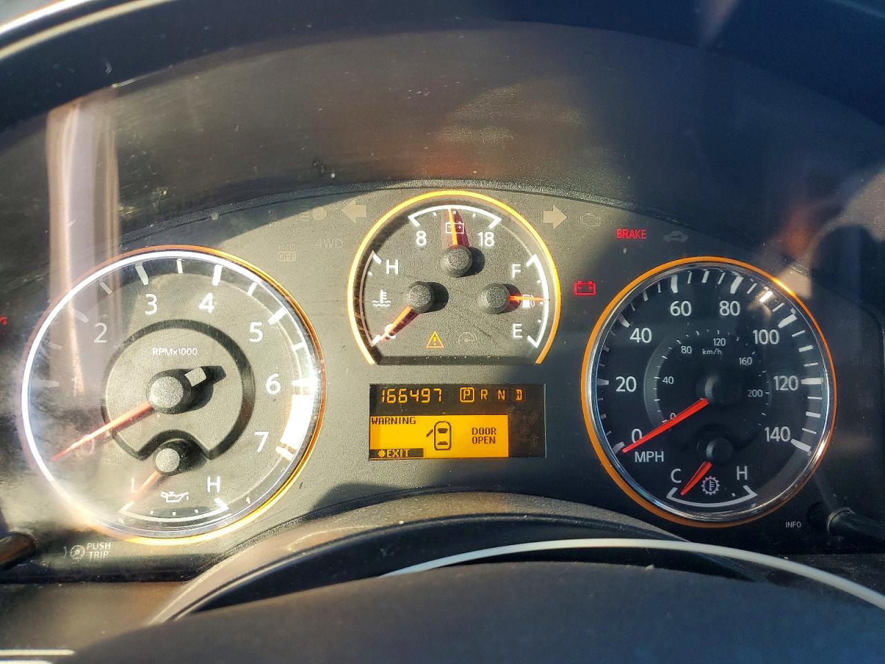 2011 NISSAN TITAN S photo 9