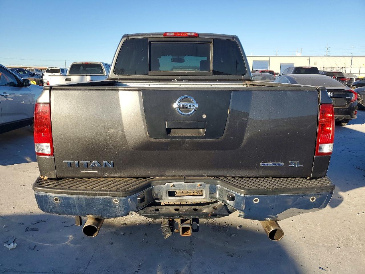 2011 NISSAN TITAN S photo 6