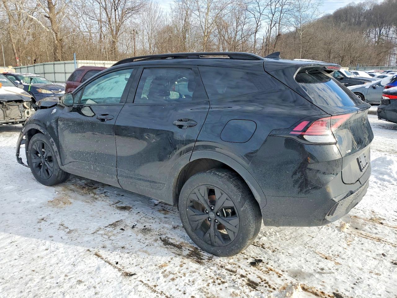 2025 KIA SPORTAGE X LINE photo 4