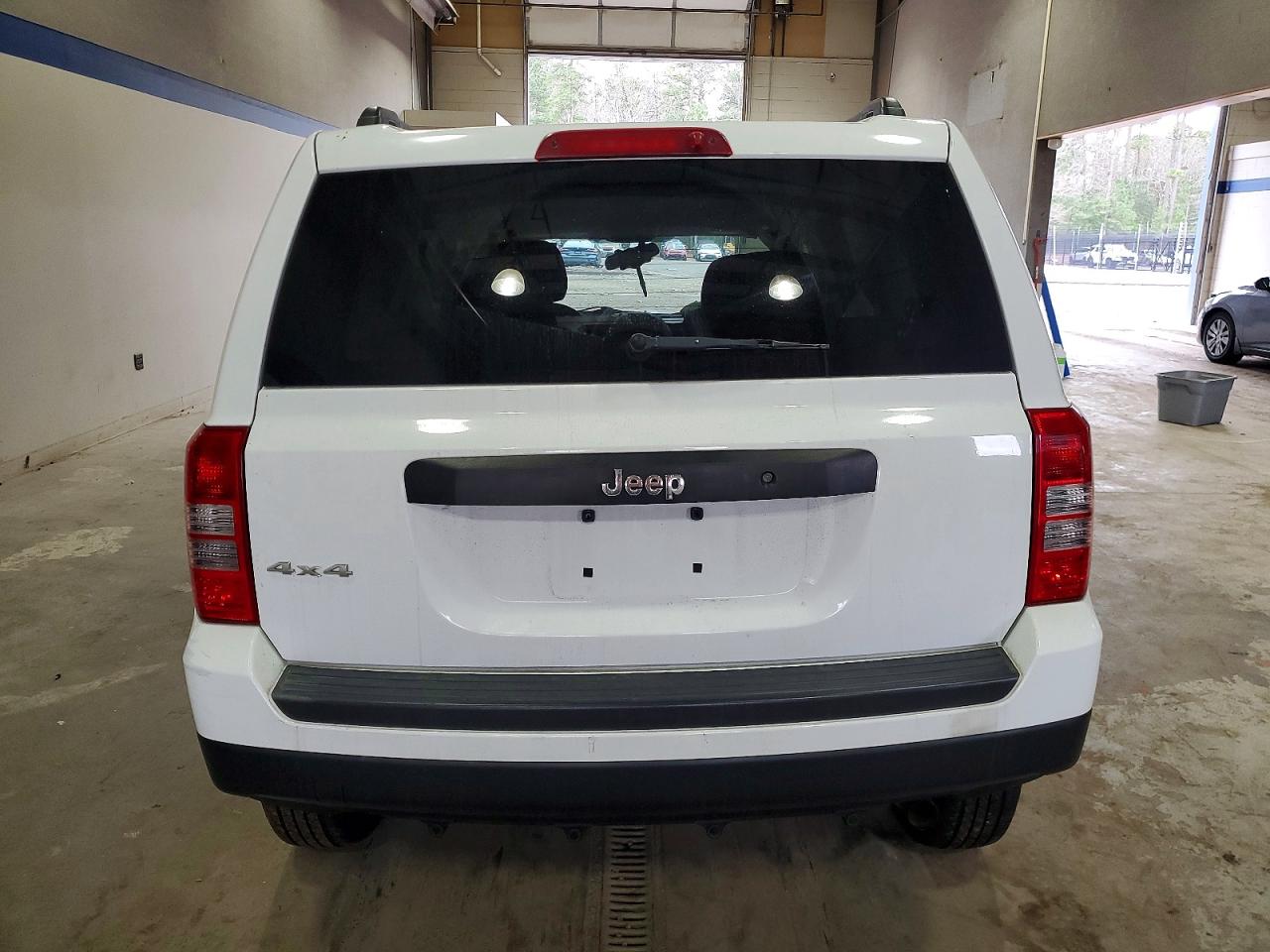 2014 JEEP PATRIOT SPORT photo 6