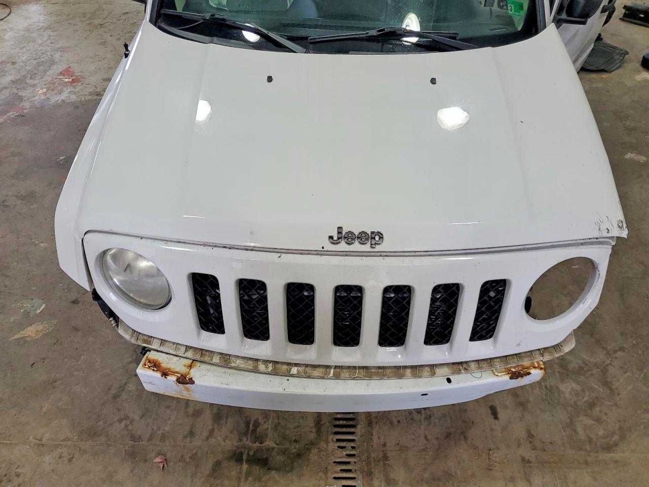2014 JEEP PATRIOT SPORT photo 12