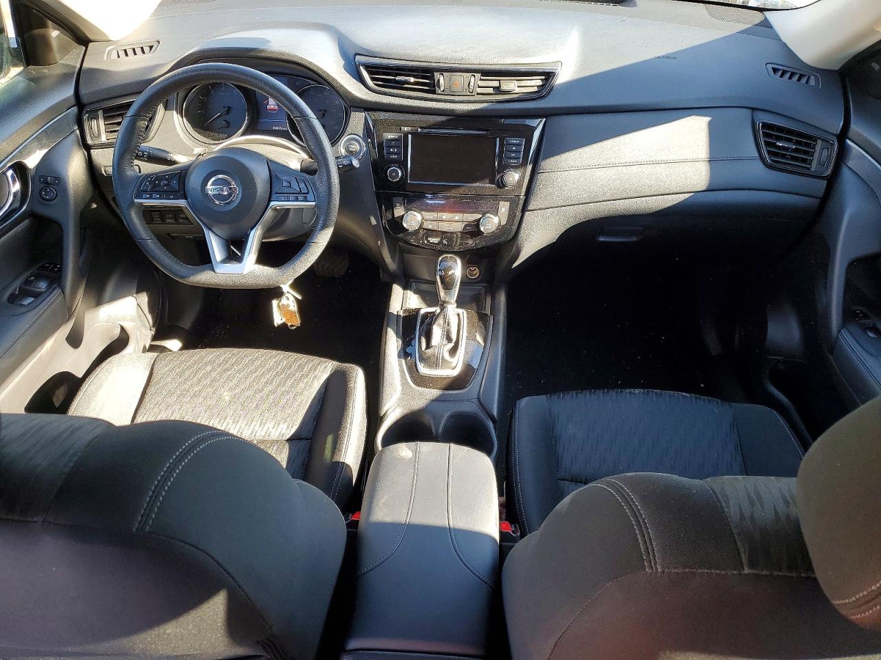 2019 NISSAN ROGUE S photo 8