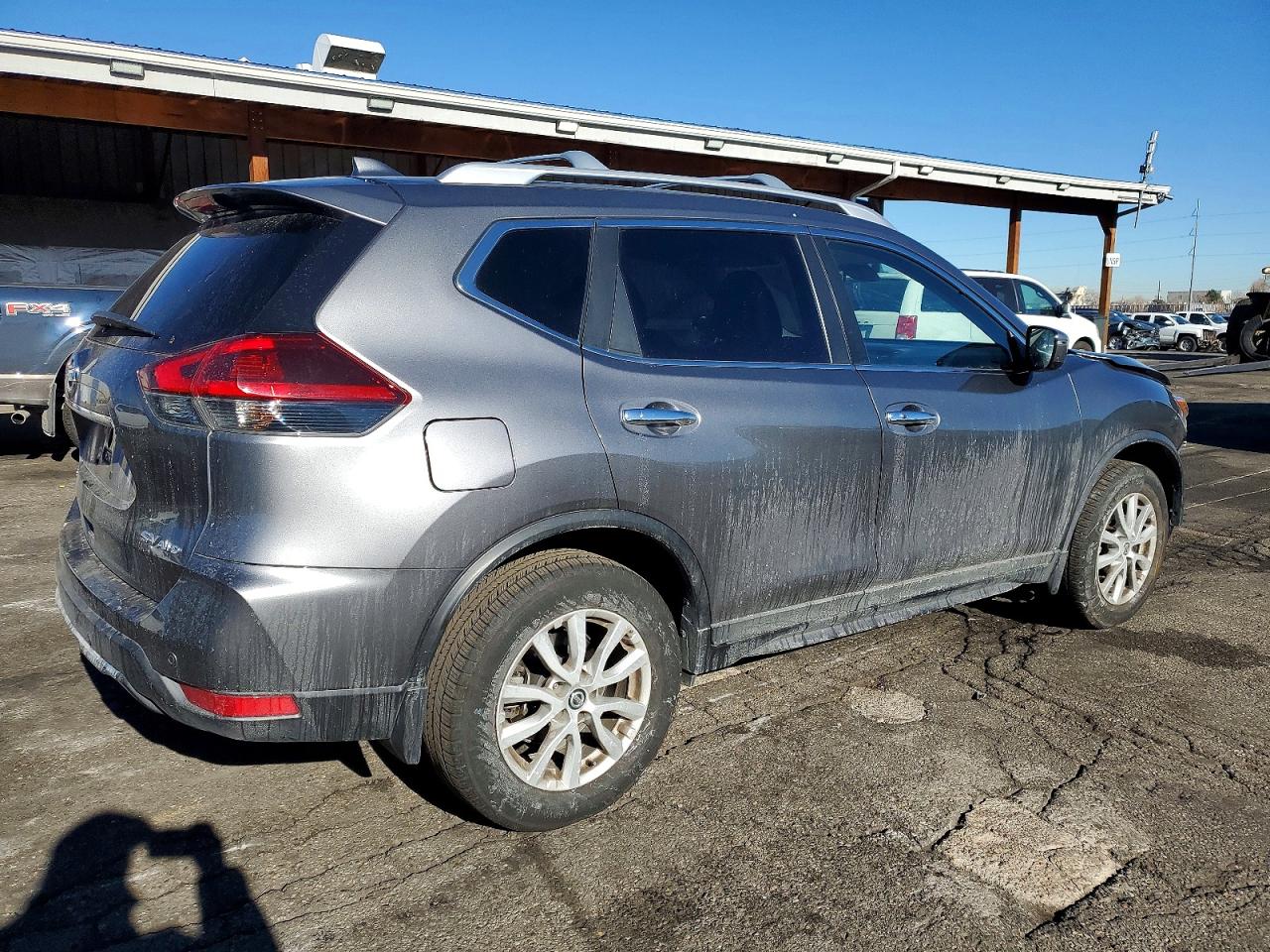 2019 NISSAN ROGUE S photo 3