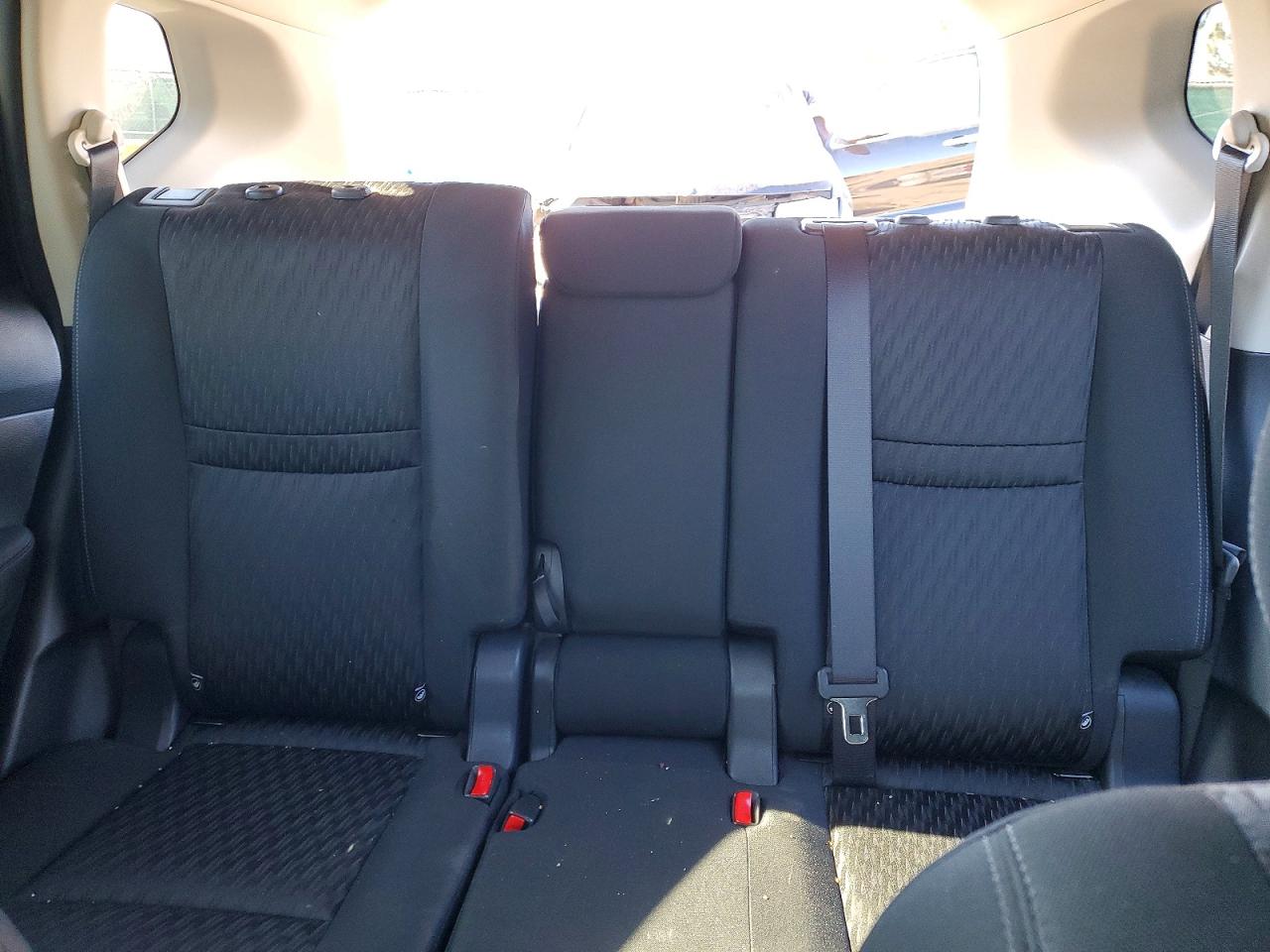 2019 NISSAN ROGUE S photo 10