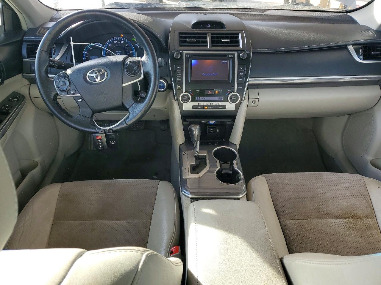 2012 TOYOTA CAMRY HYBRID photo 8