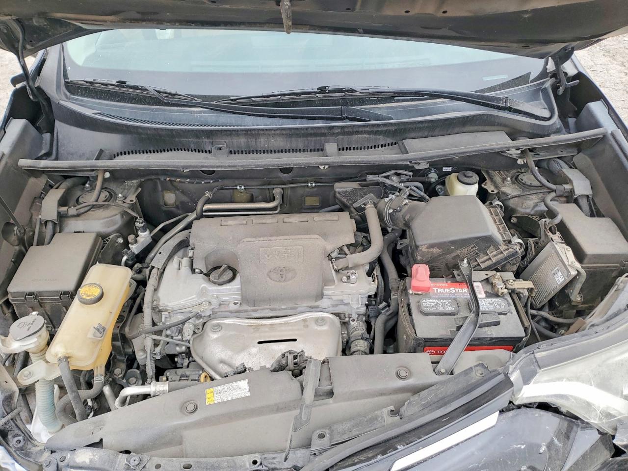 2016 TOYOTA RAV4 XLE photo 12