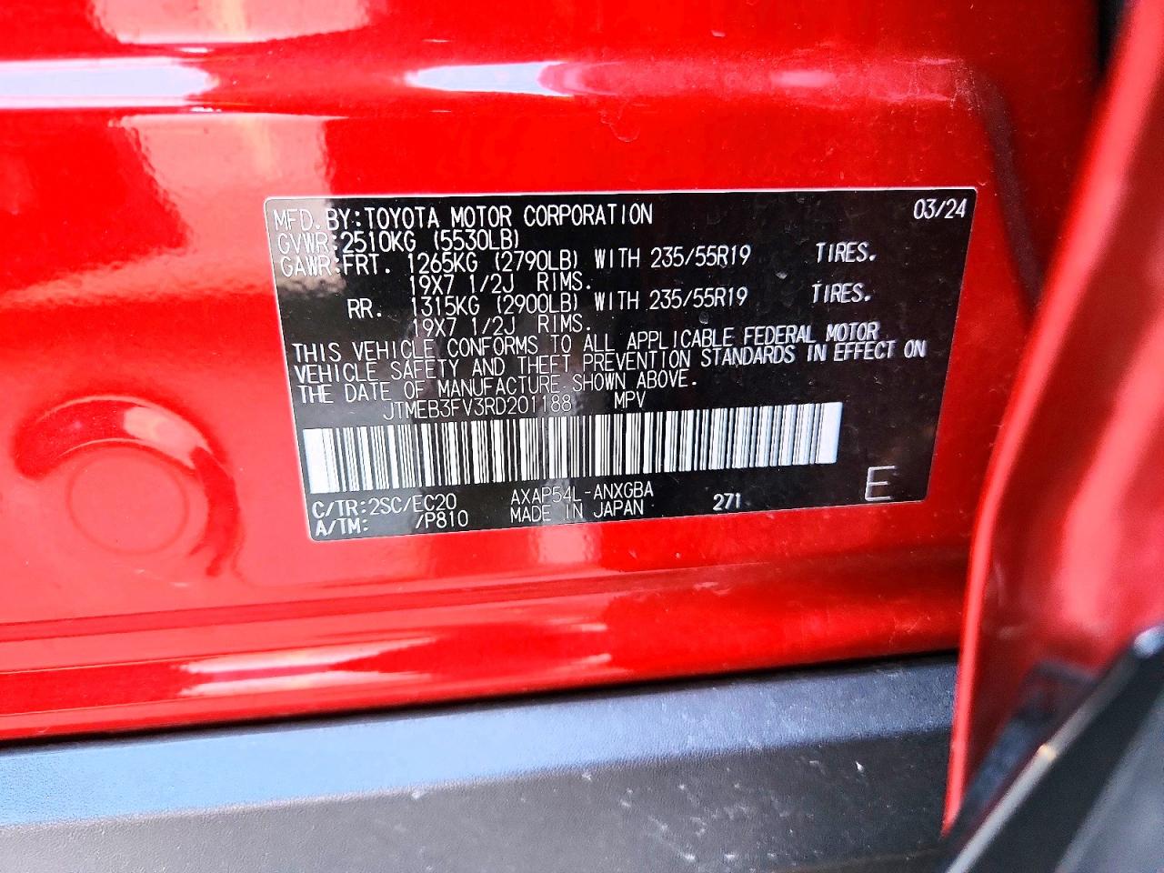 2024 TOYOTA RAV4 PRIME XSE photo 13