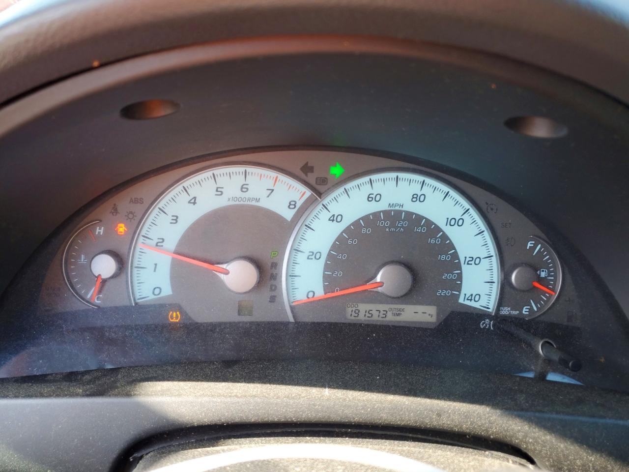 2010 TOYOTA CAMRY BASE photo 9