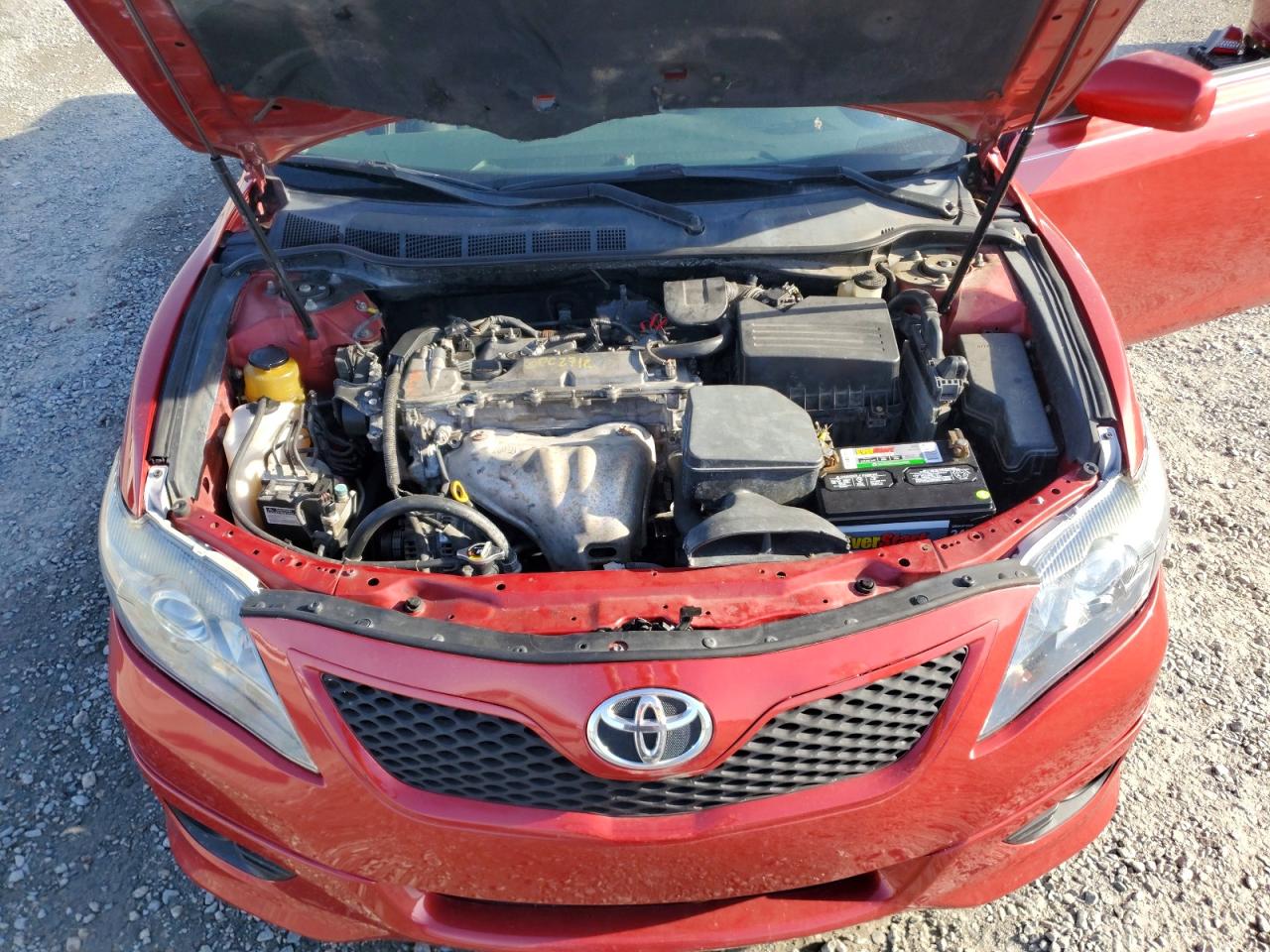 2010 TOYOTA CAMRY BASE photo 11