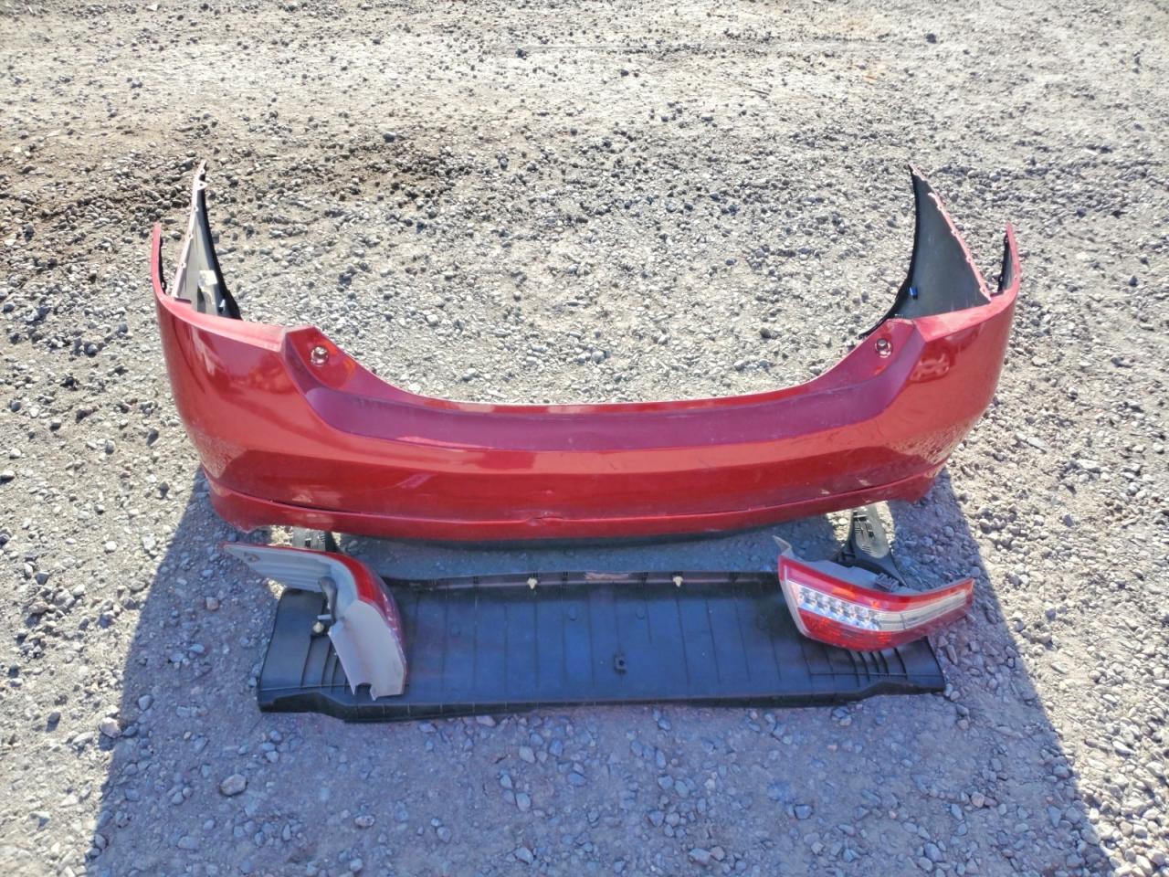 2010 TOYOTA CAMRY BASE photo 12