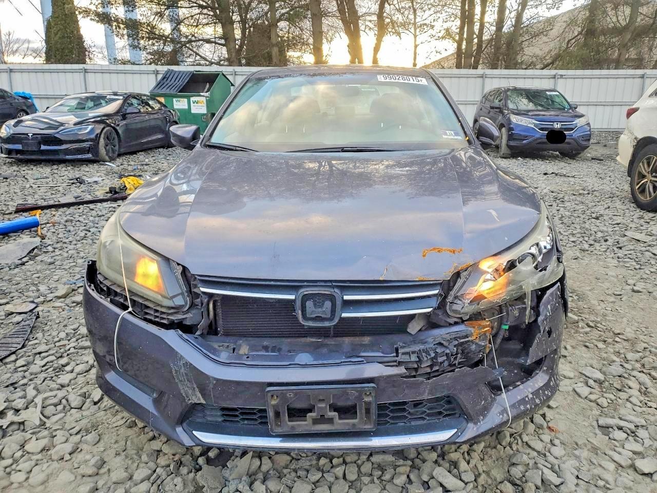 2014 HONDA ACCORD LX photo 5