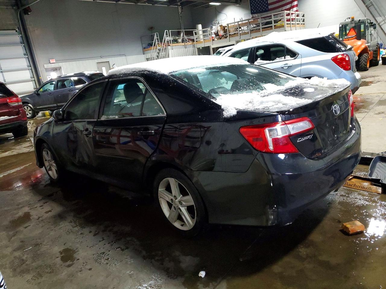 2013 TOYOTA CAMRY L photo 2