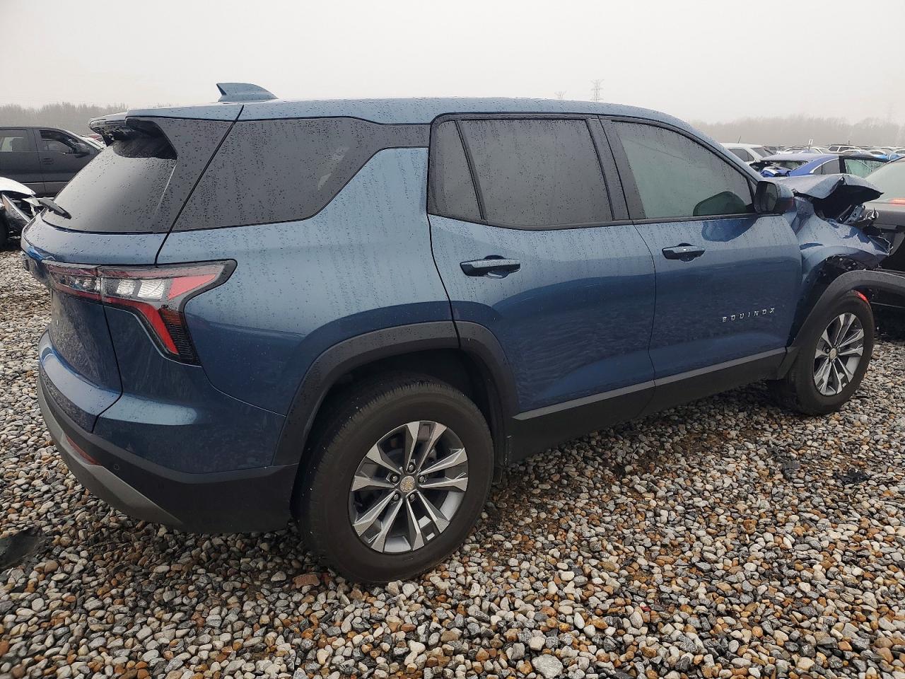 2026 CHEVROLET EQUINOX LT photo 3