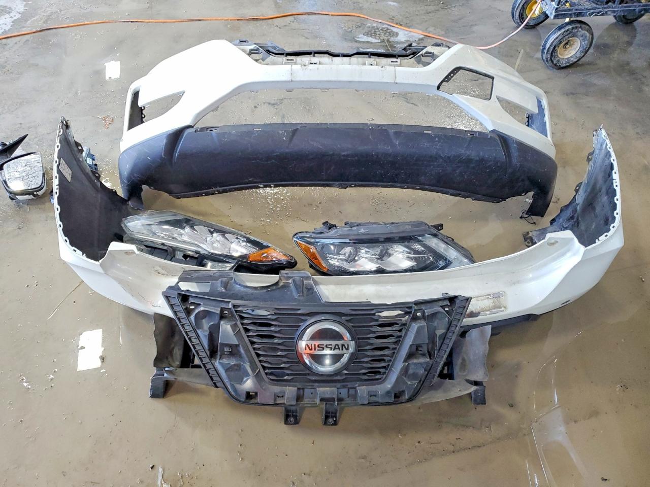 2019 NISSAN ROGUE S photo 12