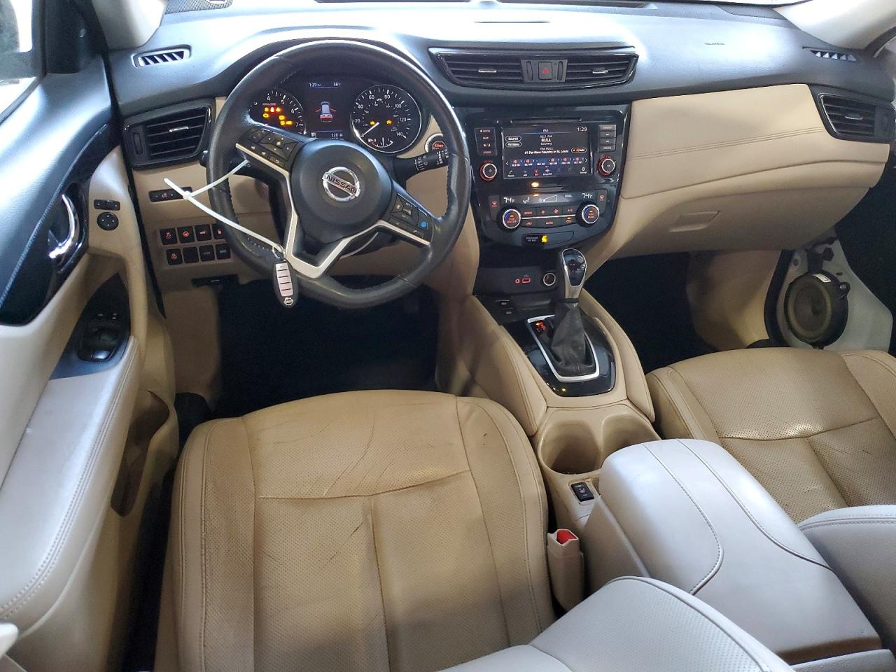 2019 NISSAN ROGUE S photo 8