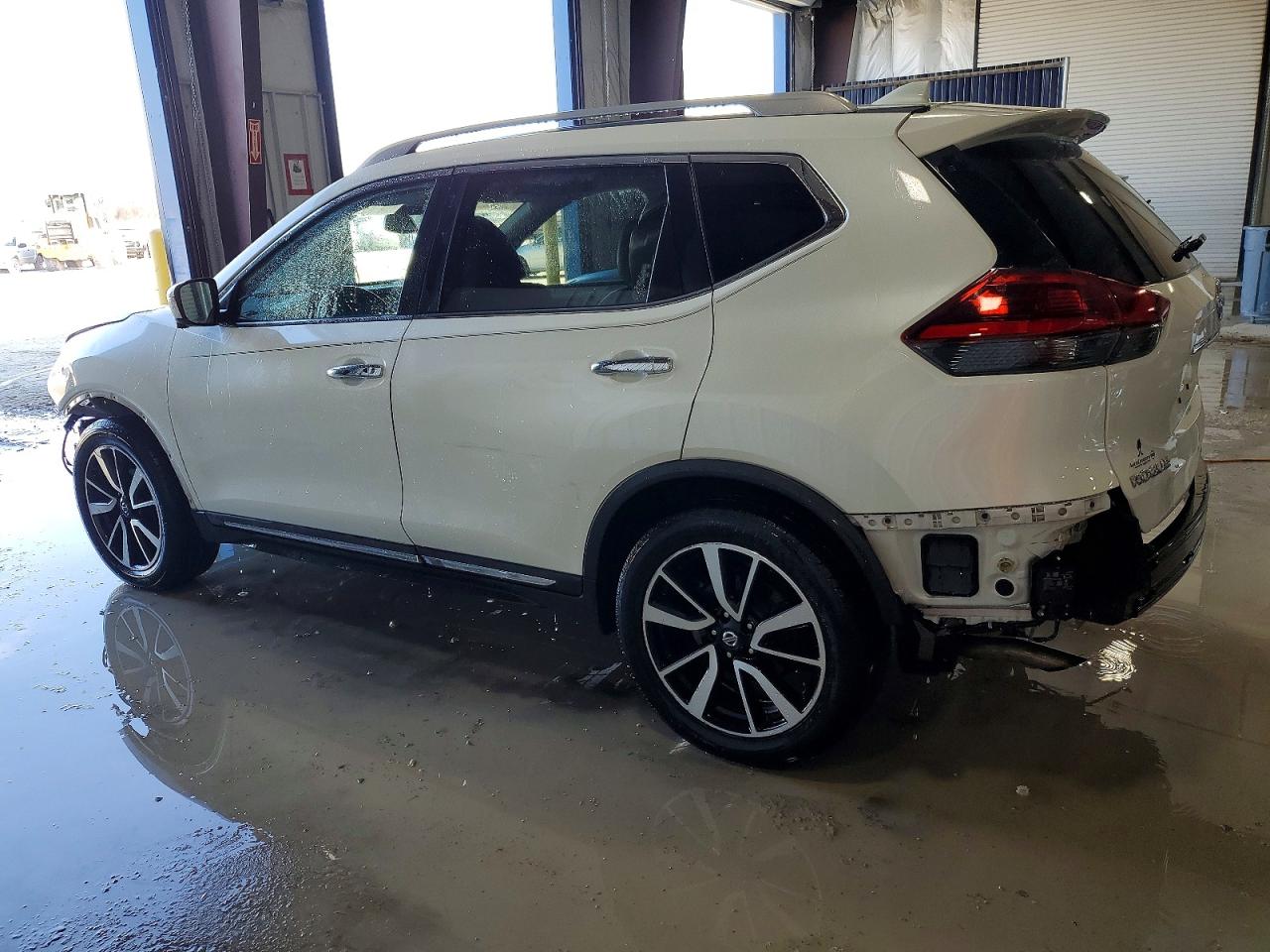 2019 NISSAN ROGUE S photo 2