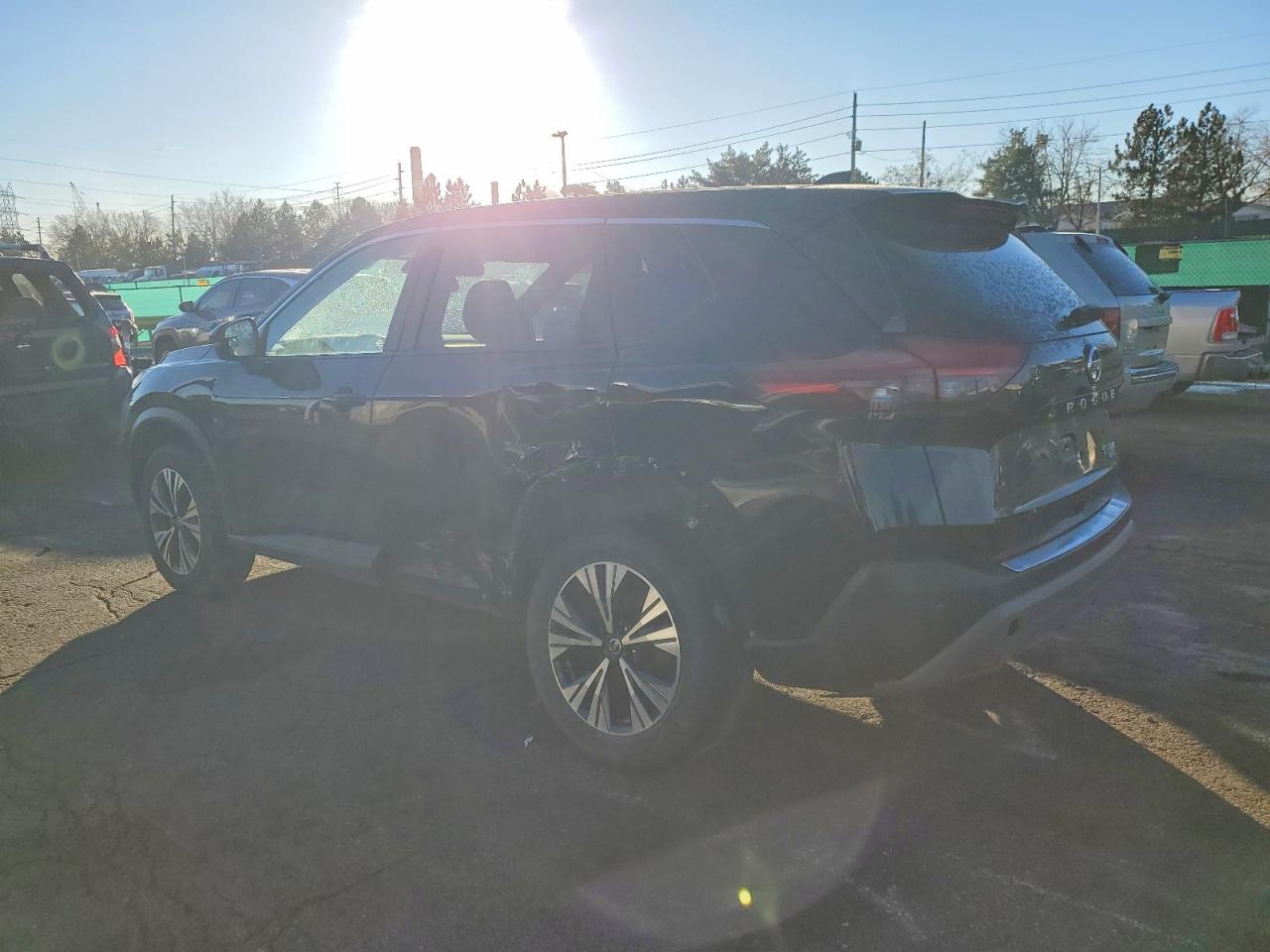2021 NISSAN ROGUE SV photo 3