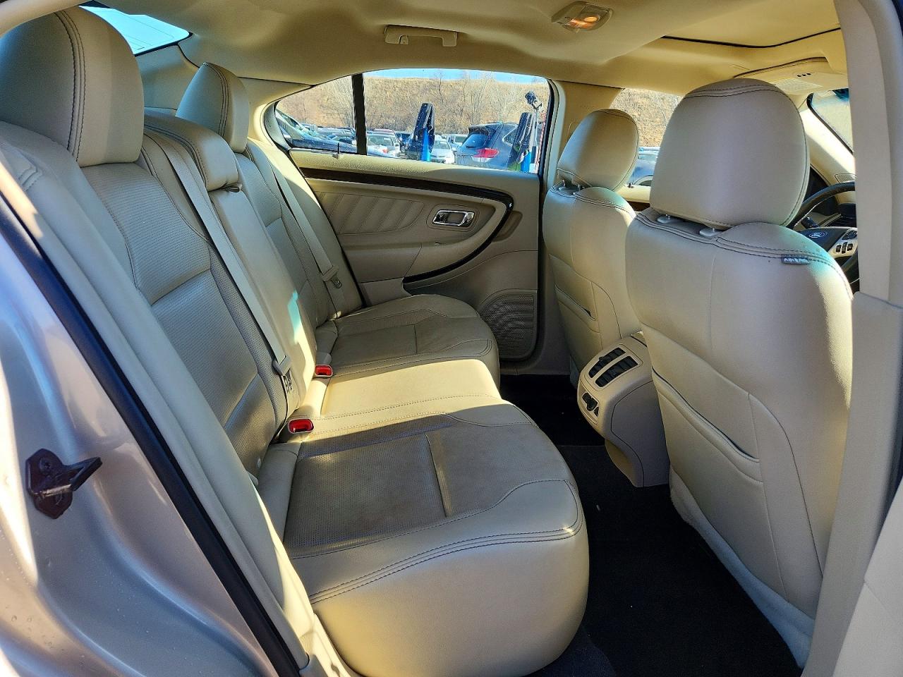 2018 FORD TAURUS LIMITED photo 19