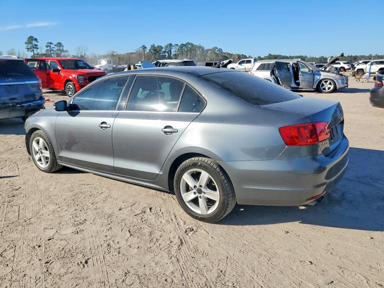 2013 VOLKSWAGEN JETTA TDI photo 2