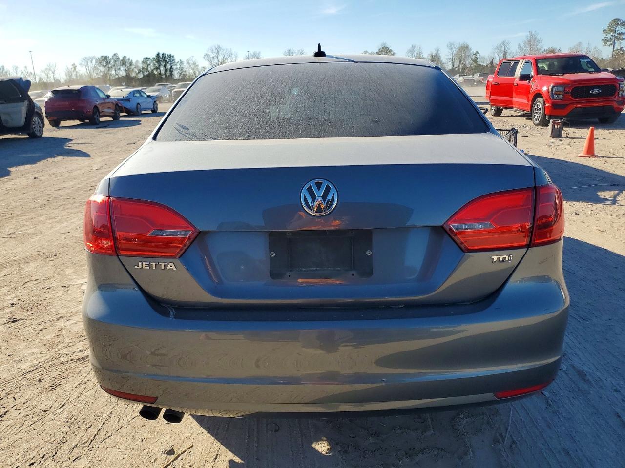 2013 VOLKSWAGEN JETTA TDI photo 6