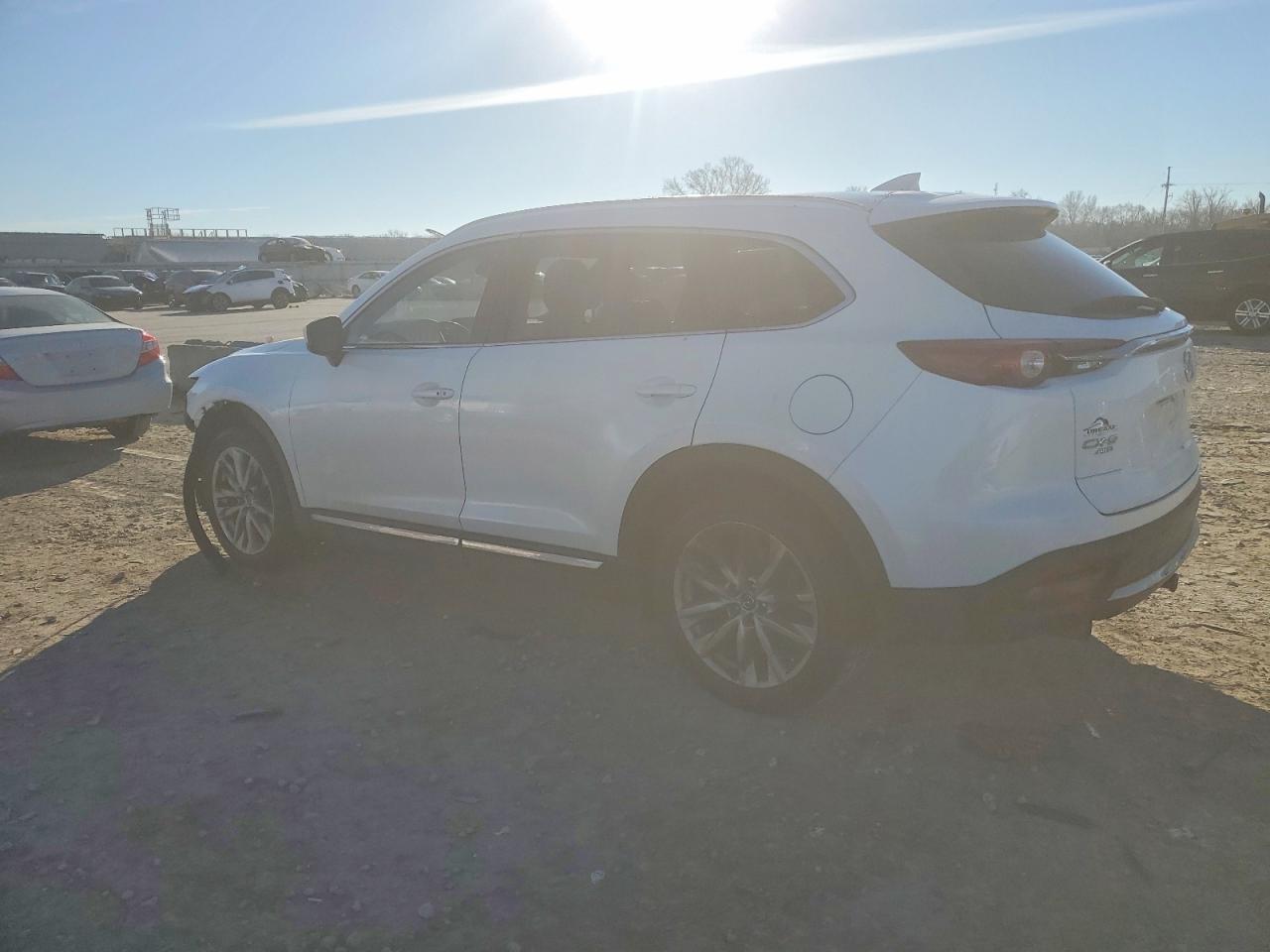2016 MAZDA CX-9 GRAND TOURING photo 2