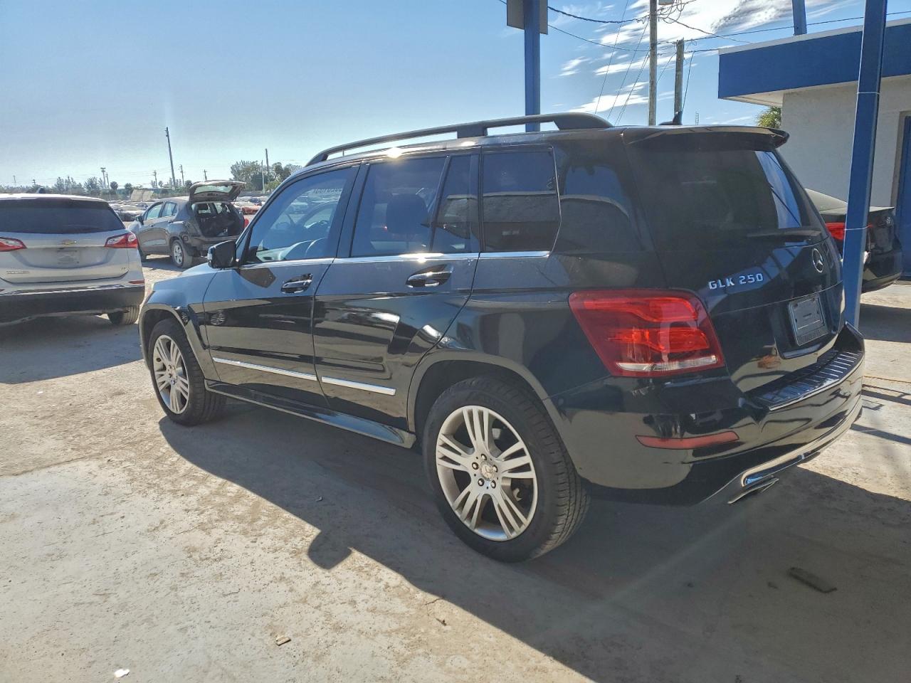2015 MERCEDES-BENZ GLK 250 BLUETEC photo 2