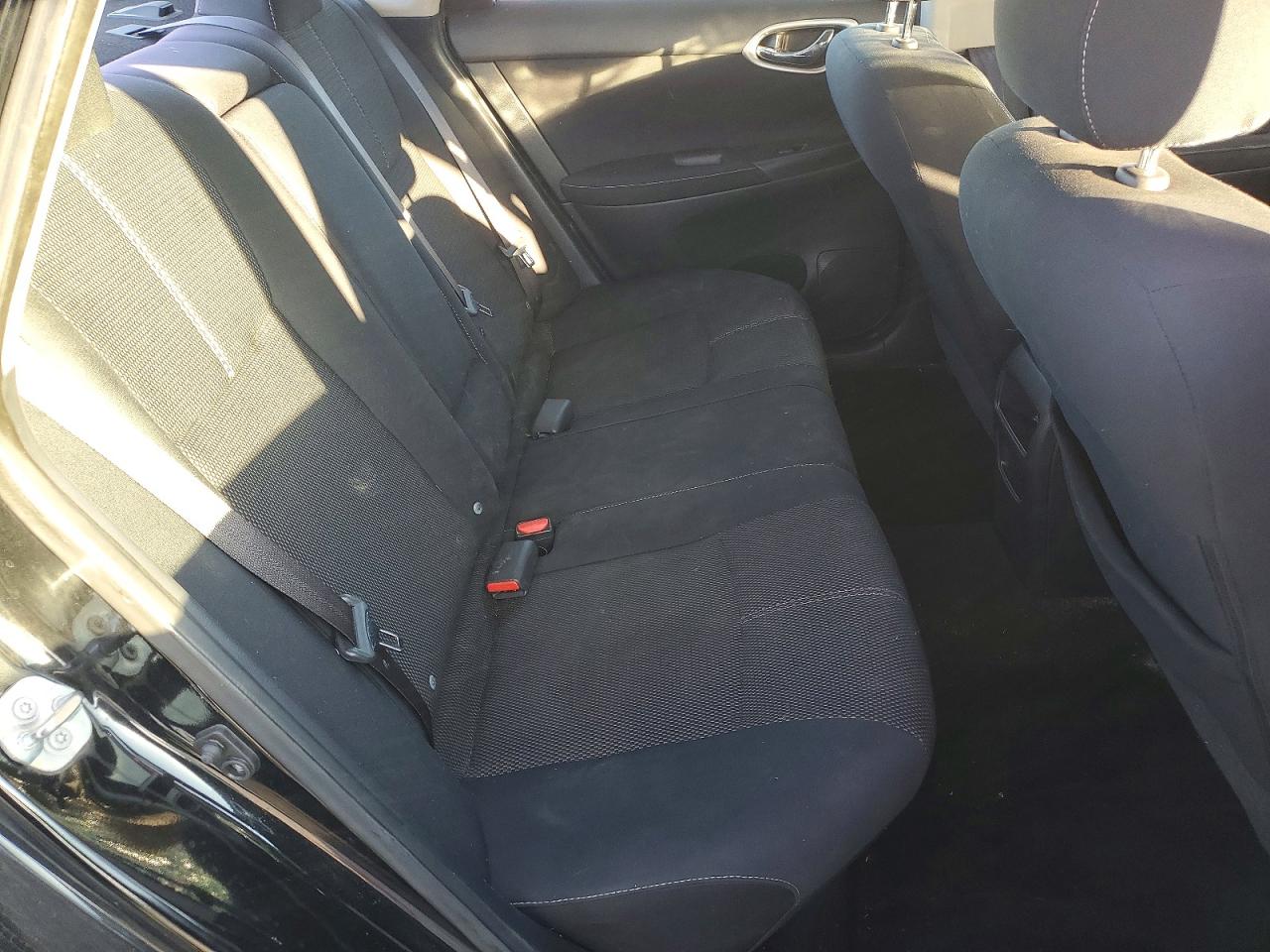 2015 NISSAN SENTRA S photo 10