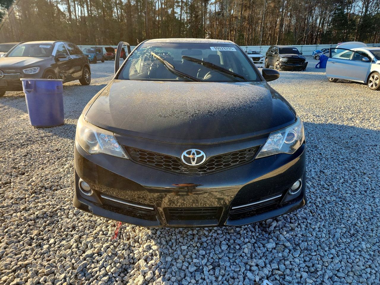 2014 TOYOTA CAMRY L photo 5