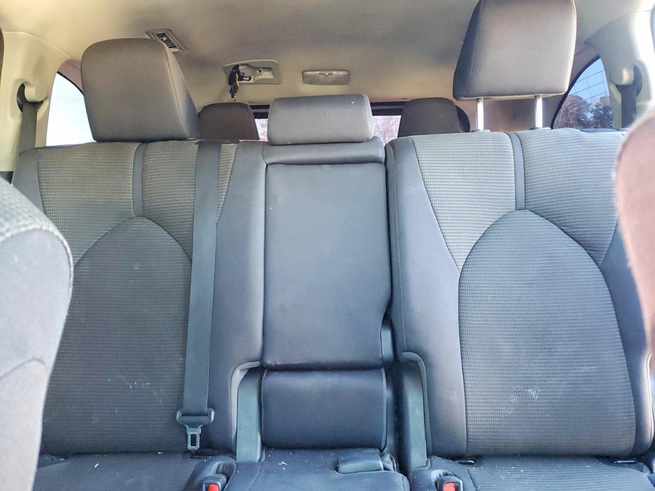 2021 TOYOTA HIGHLANDER L photo 10