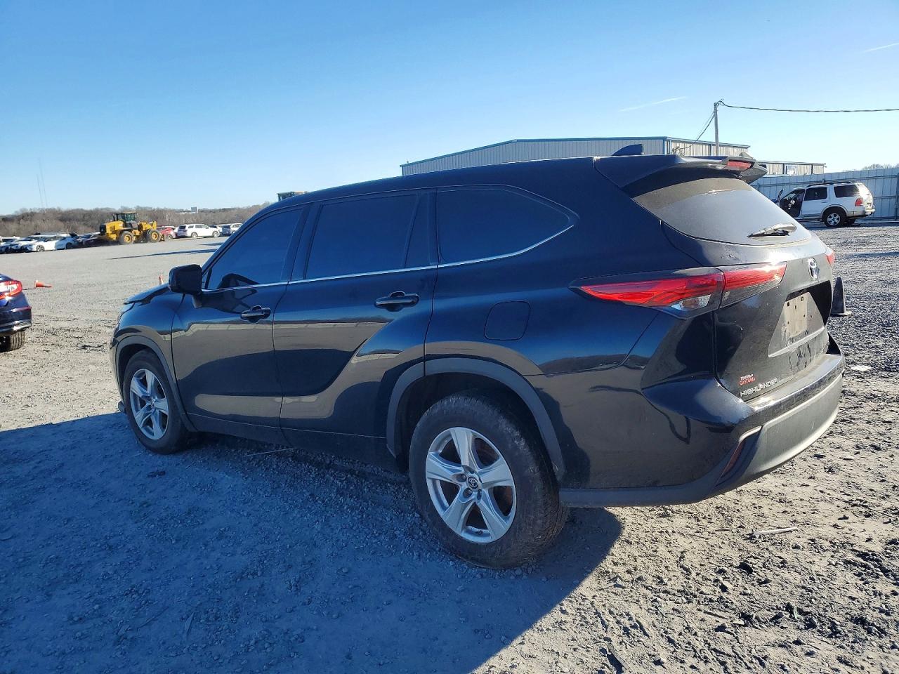 2021 TOYOTA HIGHLANDER L photo 2