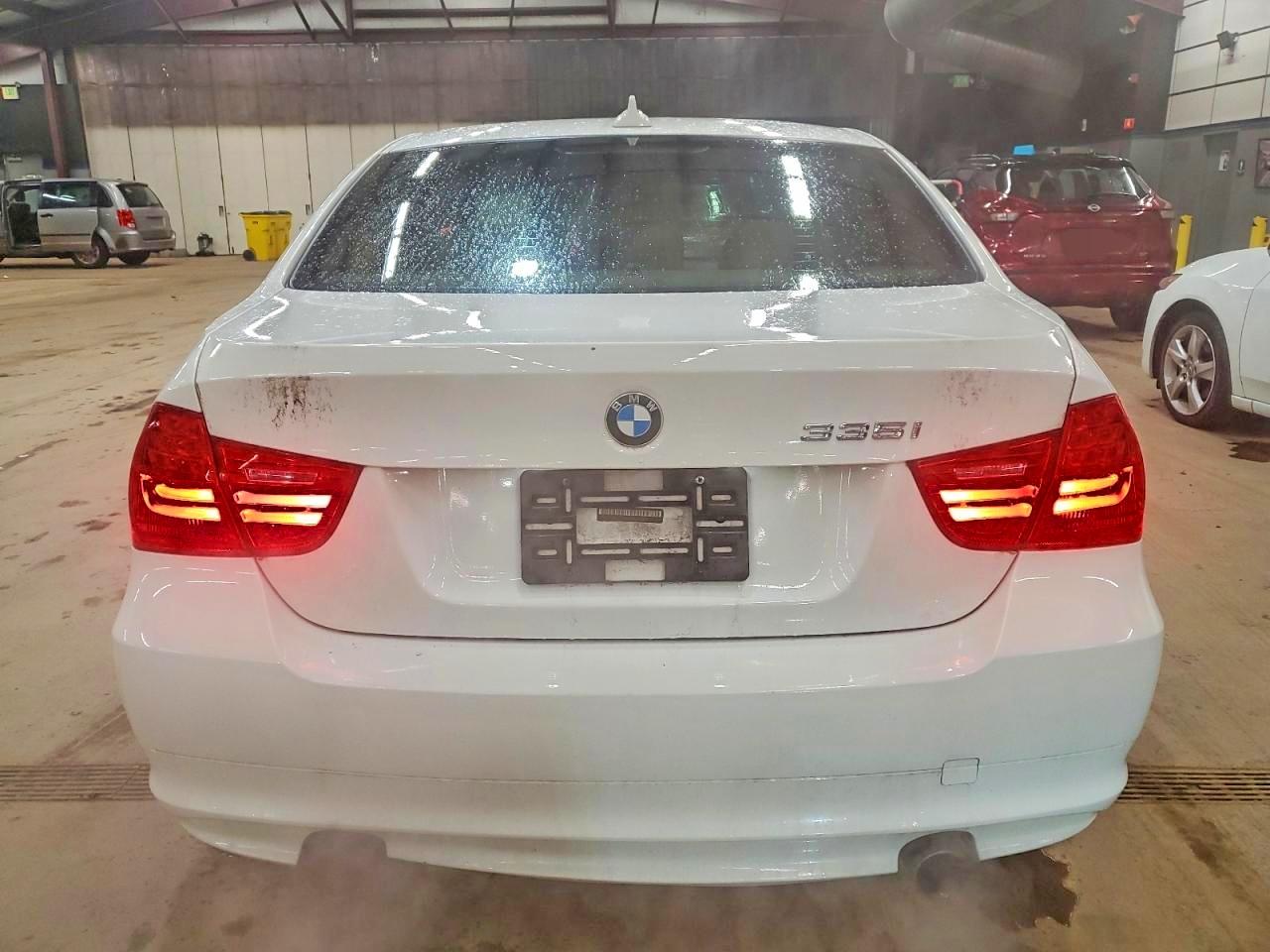 2011 BMW 335 XI photo 6