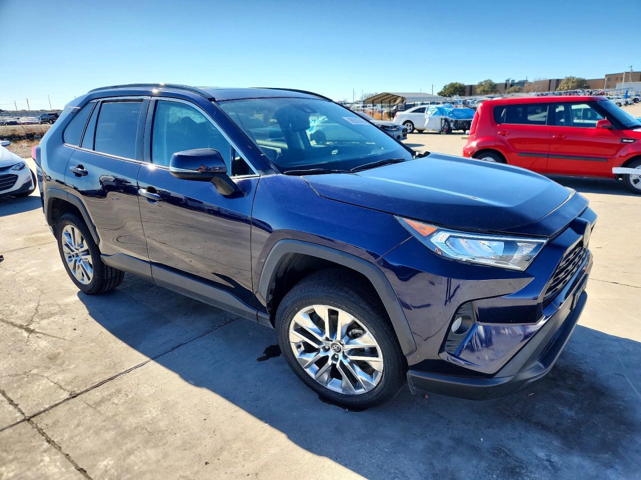 2021 TOYOTA RAV4 XLE PREMIUM photo 4