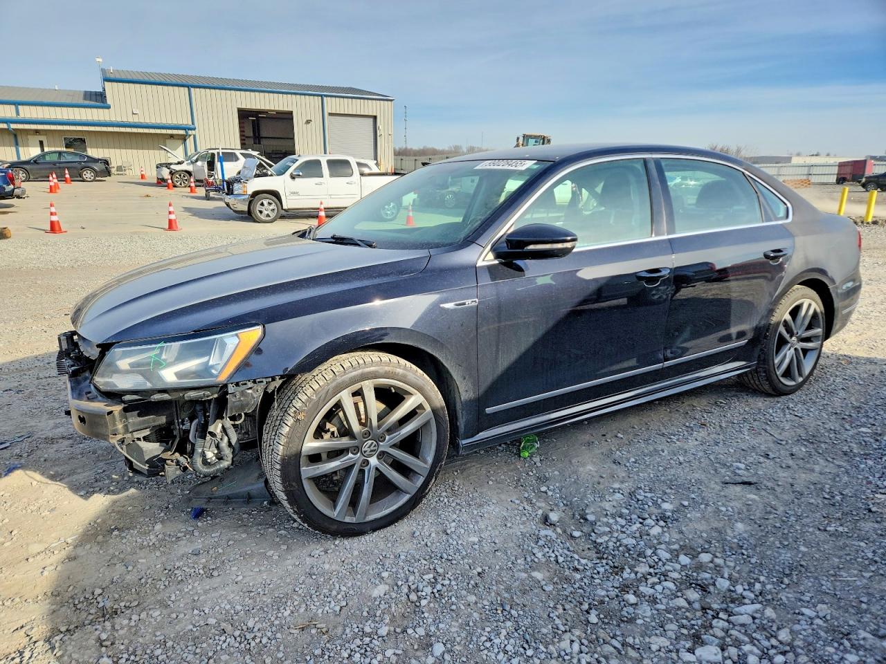 2017 VOLKSWAGEN PASSAT