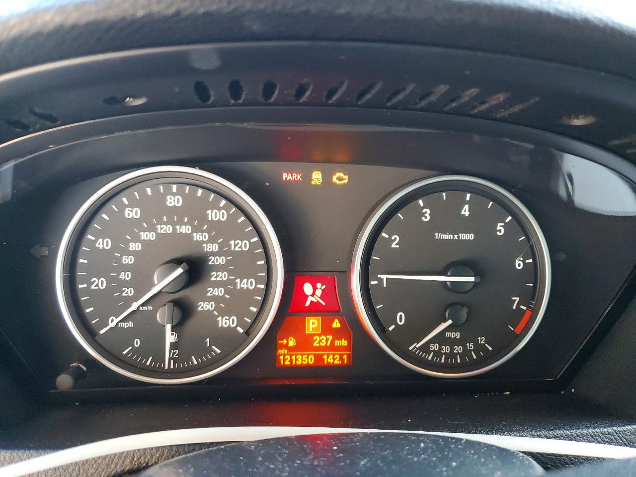 2011 BMW X5 XDRIVE35I photo 9