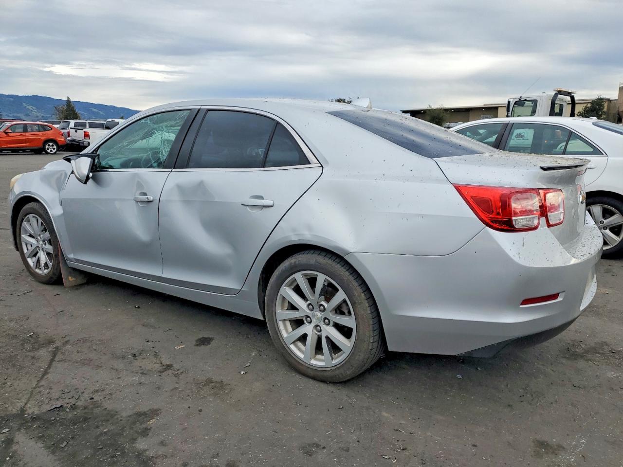 2013 CHEVROLET MALIBU 2LT photo 2
