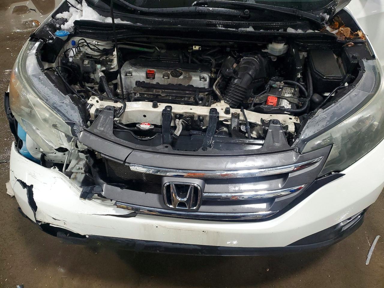 2014 HONDA CR-V LX photo 12