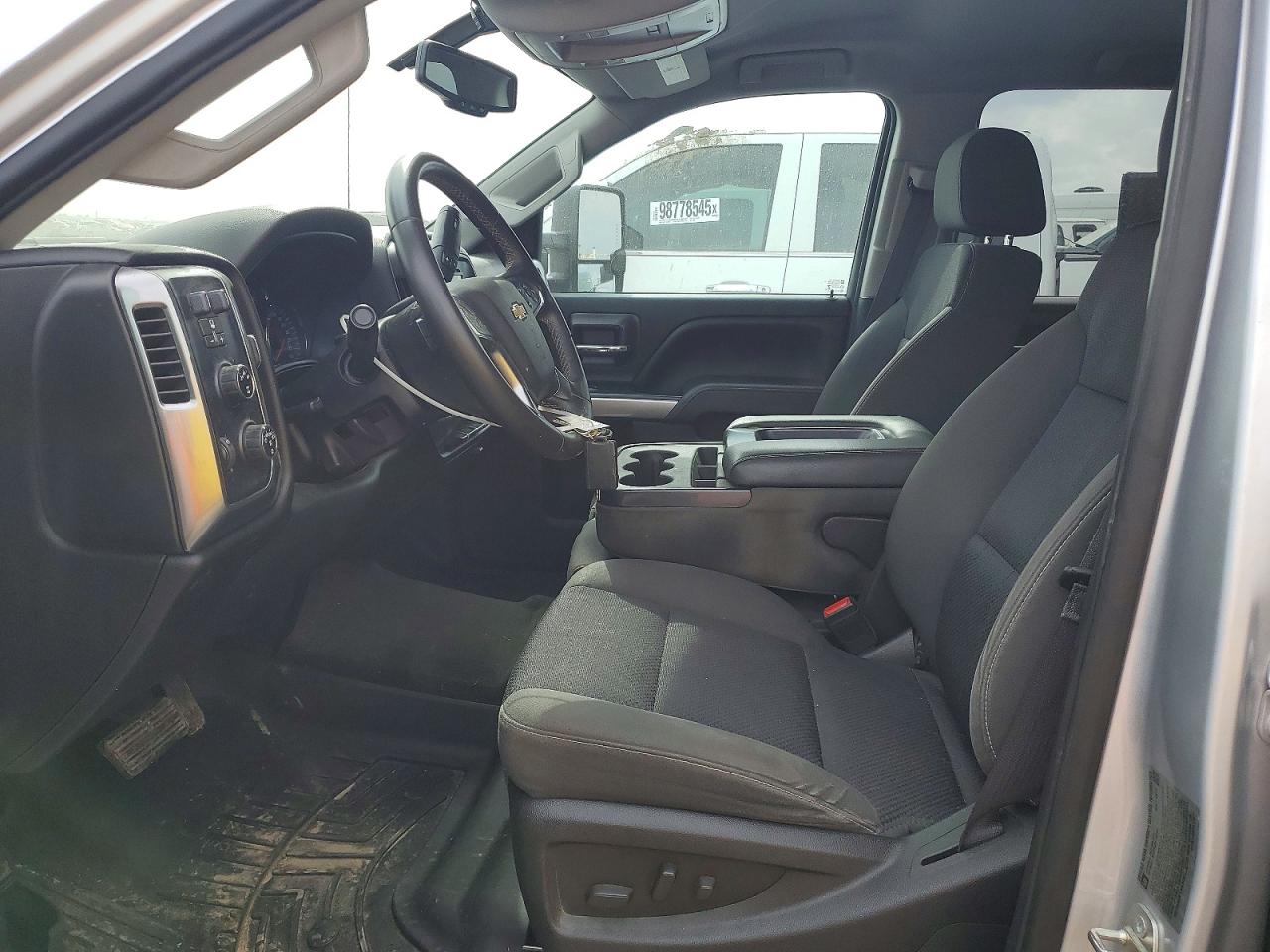 2015 CHEVROLET SILVERADO K3500 LT photo 7