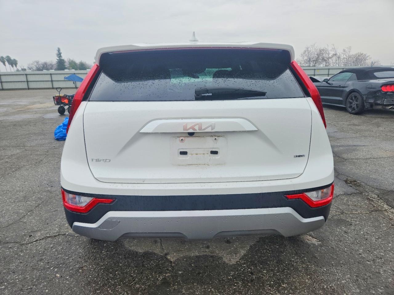 2025 KIA NIRO LX photo 6