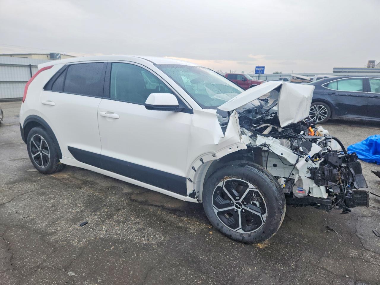 2025 KIA NIRO LX photo 4