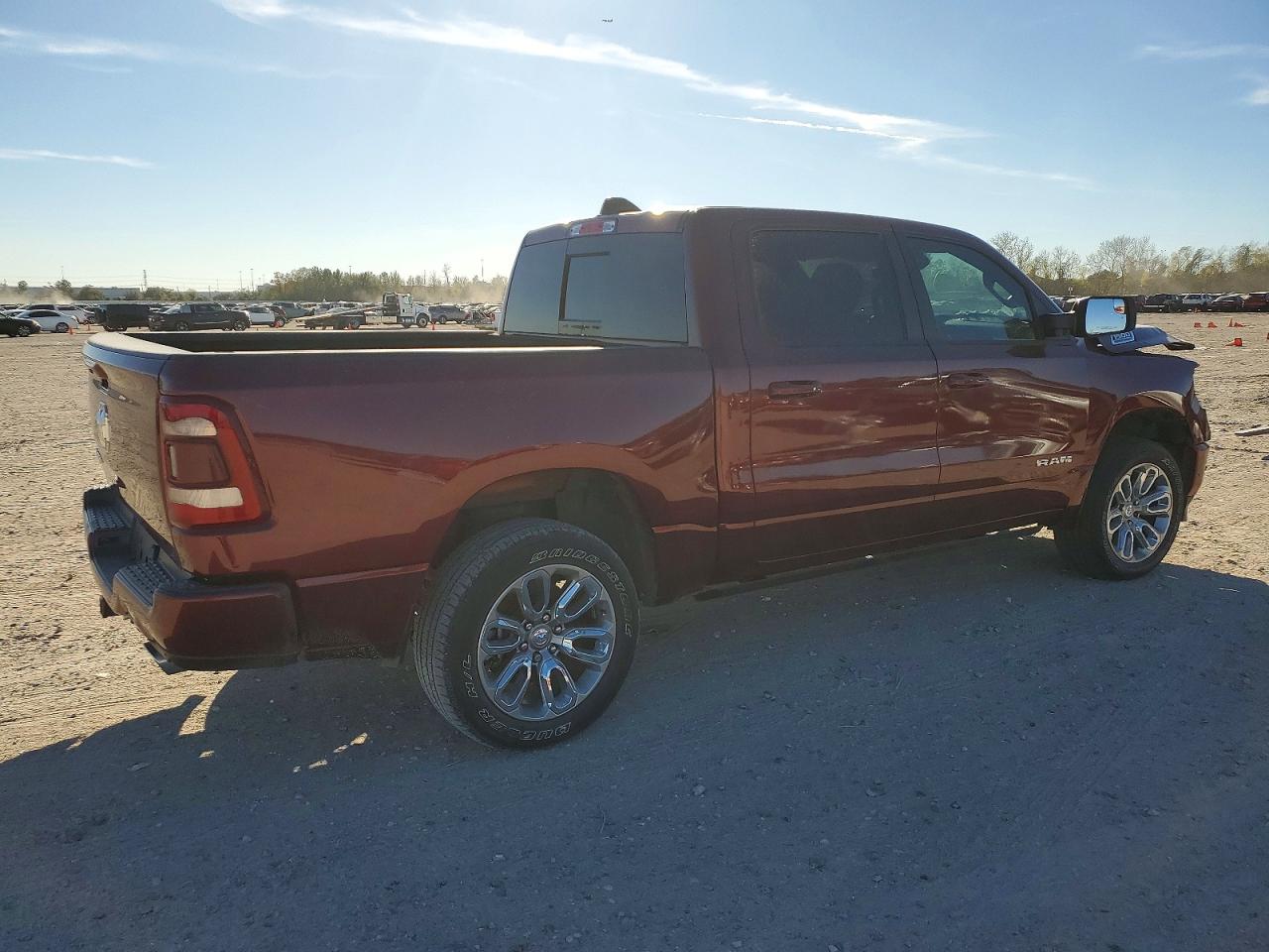 2023 RAM 1500 LARAMIE photo 3
