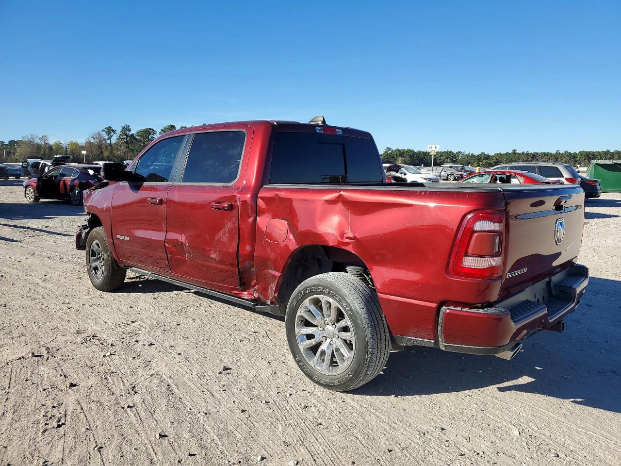 2023 RAM 1500 LARAMIE photo 2
