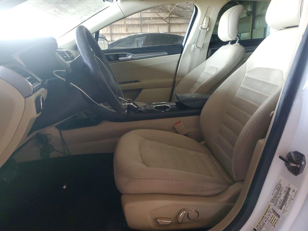 2013 FORD FUSION SE photo 7