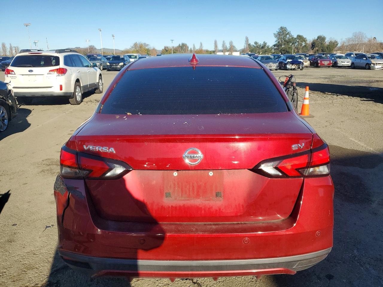 2021 NISSAN VERSA SV photo 6