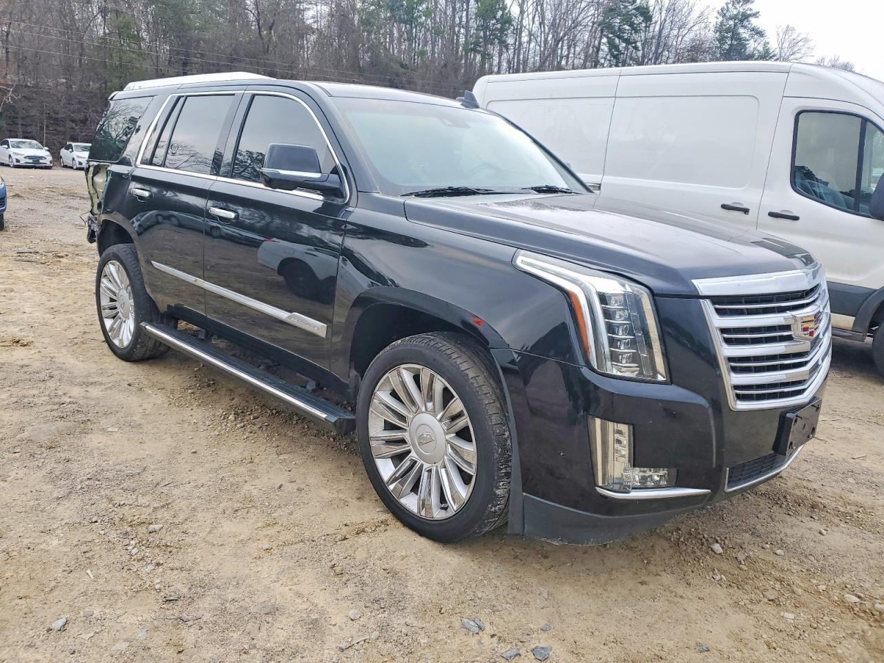 2019 CADILLAC ESCALADE PLATINUM photo 4