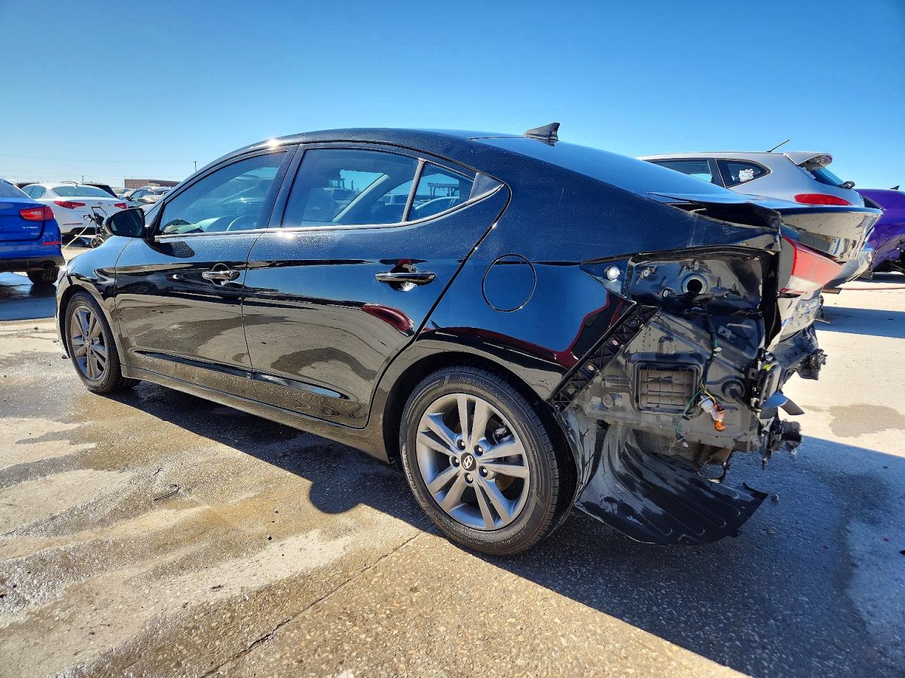 2018 HYUNDAI ELANTRA SEL photo 3